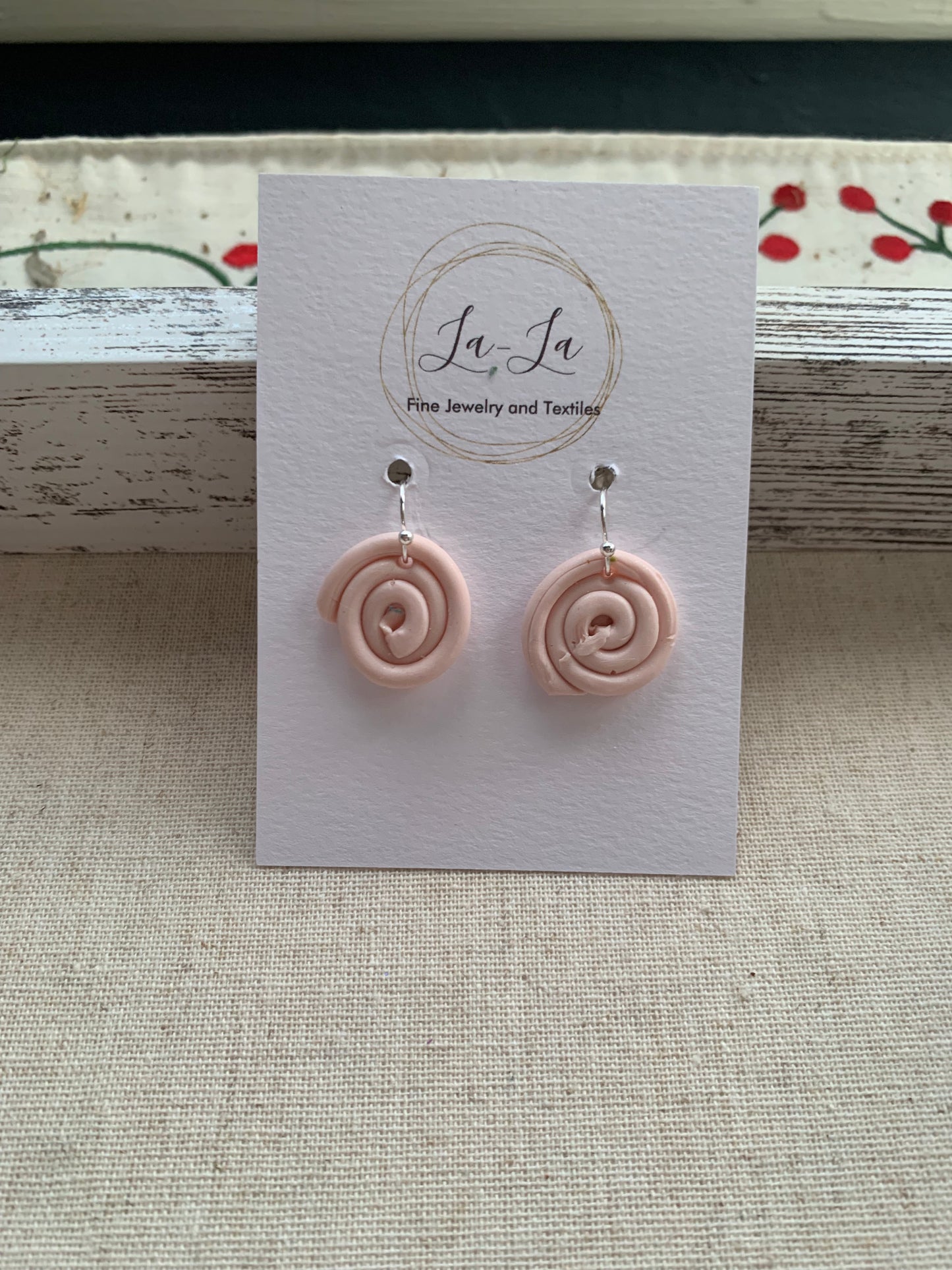 Delicate Pink Swirl Earring