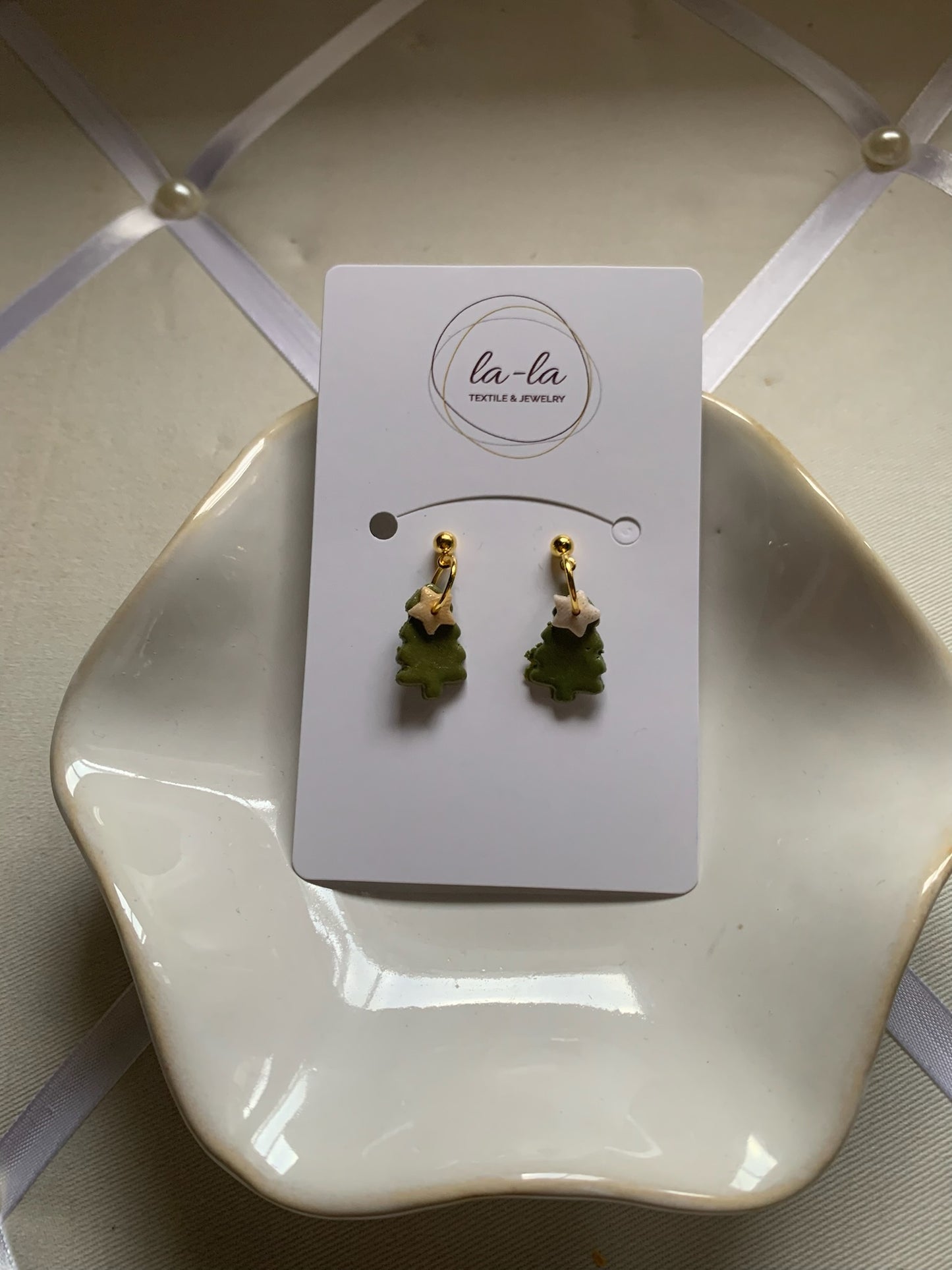 Green Christmas Tree Dangle Earrings with Gold Stars